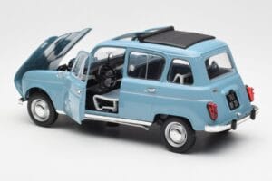 Renault 4L Син Norev 1:18 185255 Метал — снимка 5 от 8