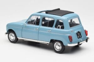 Renault 4L Син Norev 1:18 185255 Метал — снимка 7 от 8