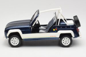 Renault 4L JP4 Син Otto 1:18 OT212 Смола — снимка 3 от 6