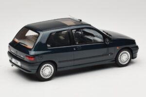 Renault Clio Baccara 1.8 Abyss Green Otto 1:18 OT1157 Смола — снимка 2 от 6
