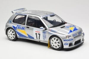 Renault Clio Maxi #17 J. Ragnotti / G. Thimonier Tour de Corse 1995 Otto 1:12 G090 Смола — снимка 4 от 6