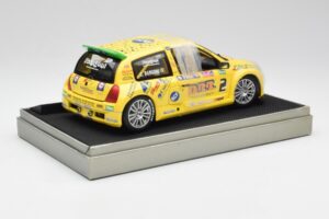 Renault Clio Sport #2 E. Rangoni Renault Clio Trophy Winner 2000 Universal Hobbies 1:18 7711218616 Метал — снимка 2 от 6