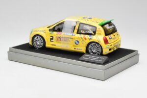 Renault Clio Sport #2 E. Rangoni Renault Clio Trophy Winner 2000 Universal Hobbies 1:18 7711218616 Метал — снимка 5 от 6