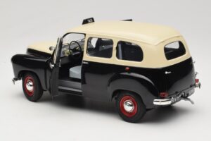Renault Colorale Такси Solido 1:18 421183530 Метал — снимка 5 от 8