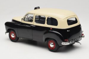 Renault Colorale Такси Solido 1:18 421183530 Метал — снимка 7 от 8