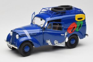 Renault Juvaquatre Michelin Blue Solido 1:18 82008 Метал — снимка 2 от 8