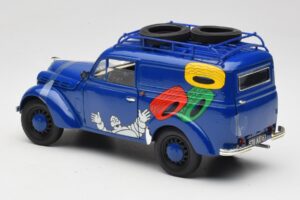 Renault Juvaquatre Michelin Blue Solido 1:18 82008 Метал — снимка 6 от 8