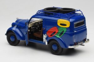 Renault Juvaquatre Michelin Blue Solido 1:18 82008 Метал — снимка 7 от 8