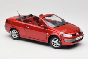 Renault Megane Mk1 CC Червен Solido 1:18 8152 Метал — снимка 6 от 8