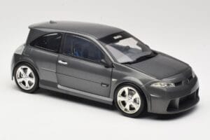 Renault Megane Mk2 RS Vampire Grey Norev 1:18 185101 Метал — снимка 6 от 8