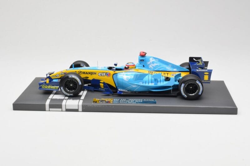 Renault R25 #5 F. Alonso 2nd Place British GP 2005 Minichamps 1:18 117051105 Метал