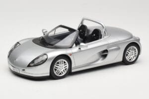 Renault Spider Сребрист Otto 1:18 OT1142 Смола