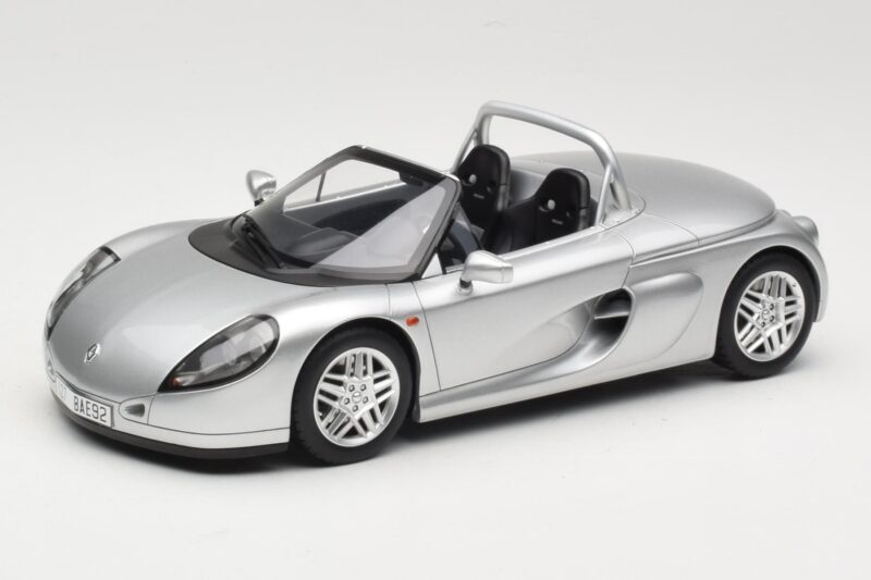 Renault Spider Сребрист Otto 1:18 OT1142 Смола