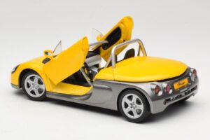 Renault Sport Spider Жълт Anson 1:18 30350-R1 Метал — снимка 5 от 8