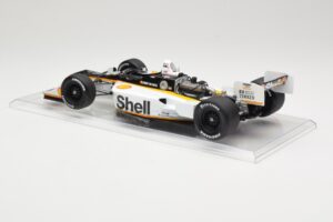Reynard CART #8 Shell Team Rahal B. Herta 1999 Action 1:18 W189941594 Метал — снимка 5 от 8