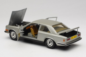 Rolls-Royce Camargue Сребрист Diamond Edition Bburago 1:18 3001-M3 Метал — снимка 5 от 8