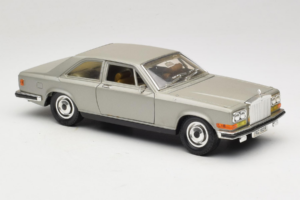 Rolls-Royce Camargue Сребрист Diamond Edition Bburago 1:18 3001-M3 Метал — снимка 6 от 8