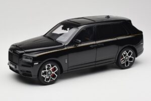 Rolls-Royce Cullinan Черен С Gold Coachline & Shadow Wheels OEM 1:18 028-15A Метал