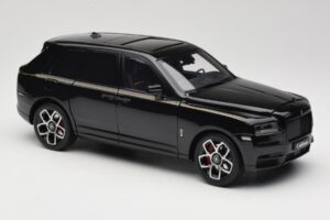 Rolls-Royce Cullinan Черен С Gold Coachline & Shadow Wheels OEM 1:18 028-15A Метал — снимка 6 от 8