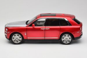 Rolls-Royce Cullinan Червен Със Shadow Wheels OEM 1:18 028-18A Метал — снимка 4 от 8