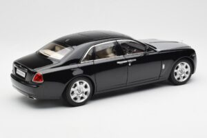 Rolls-Royce Ghost Черен & Сребрист Kyosho 1:18 008802BKS2 Метал — снимка 3 от 8