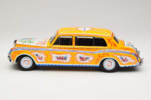 Rolls-Royce Phantom V John Lennon Paragon 1:18 PA-92121 Метал — снимка 4 от 8