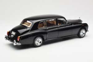 Rolls-Royce Phantom VI EWB Черен Kyosho 1:18 08905BK Метал — снимка 3 от 8