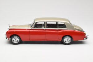 Rolls-Royce Phantom VI Червено Светло Бежово Kyosho 1:18 08905RLB Метал — снимка 4 от 8