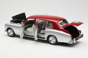 Rolls-Royce Phantom VI Сребристо Червен Kyosho 1:18 08905SR Метал — снимка 5 от 8
