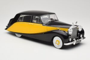 Rolls-Royce Silver Wraith Empress by Hooper Черен & Жълт MCG 1:18 MCG18066 Метал — снимка 4 от 6