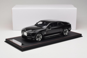 Rolls-Royce Spectre Черен Df Model 1:18 REMC017 Смола — снимка 6 от 6