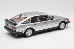 Rover Vitesse SD1 3.5 V8 Сребрист Minichamps 1:18 107138402 Метал — снимка 2 от 6
