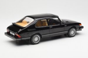 Saab 900 Turbo Черен MCG 1:18 MCG18338 Метал — снимка 2 от 6