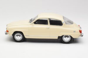 Saab 96 V4 Бежов MCG 1:18 MCG18059 Метал — снимка 3 от 6