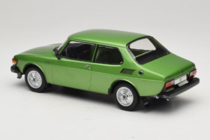 Saab 99 Metallic Зелен MCG 1:18 MCG18440 Метал — снимка 5 от 6