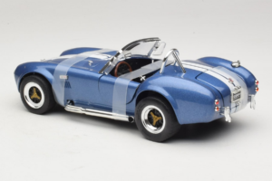 Shelby Cobra 427 S/C Синьо Бяла Ивица Road Signature 1:18 92058-P2 Метал — снимка 5 от 6