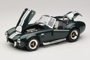 Shelby Cobra 427 S/C Тъмнозелен Бели Ивици Road Signature 1:18 92058-P1 Метал — снимка 2 от 8