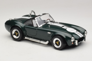 Shelby Cobra 427 S/C Тъмнозелен Бели Ивици Road Signature 1:18 92058-P1 Метал — снимка 6 от 8