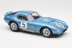 Shelby Cobra Daytona Coupe #5 D. Gurney / B. Bondurant 24 Hours of Le Mans 1964 Exoto 1:18 135190555498 Метал — снимка 6 от 8