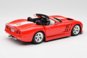 Shelby Series 1 Кабриолет Червен Bburago 1:18 3353 Метал — снимка 3 от 8