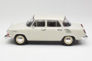 Skoda 1000 MB Сив & Бял MCG 1:18 MCG18275 Метал — снимка 3 от 6