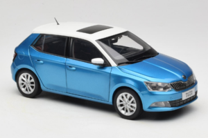 Skoda Fabia Mk3 Син OEM 1:18 ZSF000004BLA Метал — снимка 6 от 8