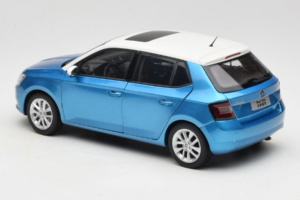 Skoda Fabia Mk3 Син OEM 1:18 ZSF000004BLA Метал — снимка 7 от 8