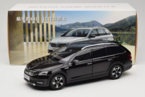 Skoda Octavia Mk4 Combi Кафяв Paudi Model 1:18 ZMR000005BRA Метал — снимка 8 от 8