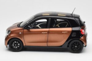 Smart Forfour W453 Черен Hazel Кафяв Norev 1:18 B66960299 Метал — снимка 4 от 8