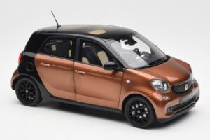 Smart Forfour W453 Черен Hazel Кафяв Norev 1:18 B66960299 Метал — снимка 6 от 8