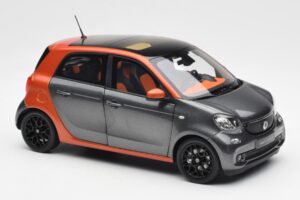 Smart Forfour W453 Lava Оранжев Графит Сив Norev 1:18 B66960298 Метал — снимка 6 от 8