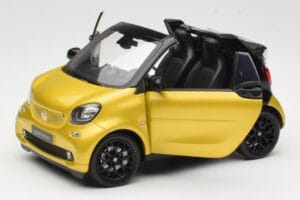 Smart Fortwo 453 Кабриолет Черен И Жълт Norev 1:18 B66960289 Метал — снимка 2 от 8
