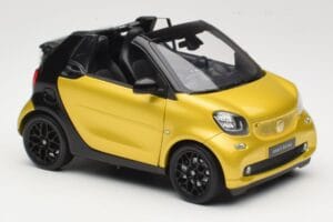 Smart Fortwo 453 Кабриолет Черен И Жълт Norev 1:18 B66960289 Метал — снимка 6 от 8