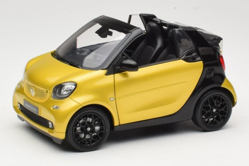 Smart Fortwo 453 Кабриолет Черен И Жълт Norev 1:18 B66960289 Метал